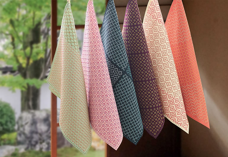 文様で彩る一目刺しの大判ふきん